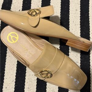 The Wishbone Collection Flats